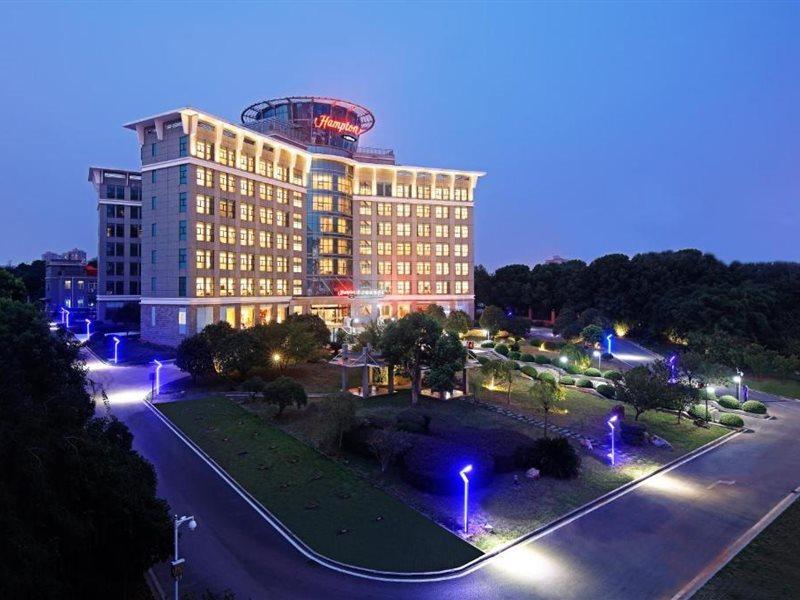 Hampton By Hilton Wuhan Tianhe Airport East Eksteriør bilde