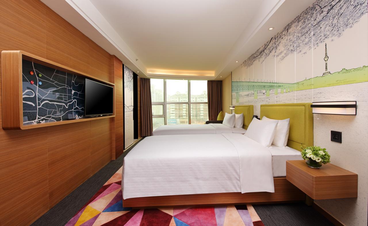 Hampton By Hilton Wuhan Tianhe Airport East Eksteriør bilde