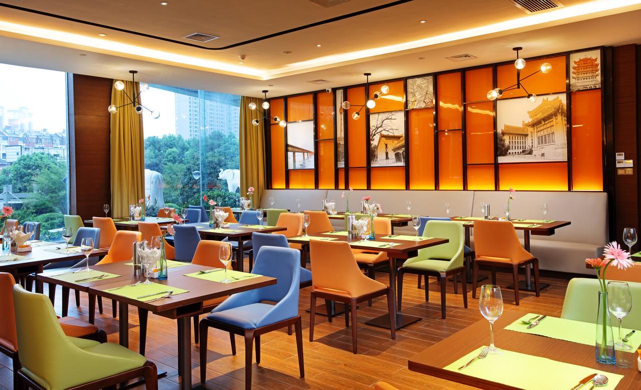 Hampton By Hilton Wuhan Tianhe Airport East Eksteriør bilde